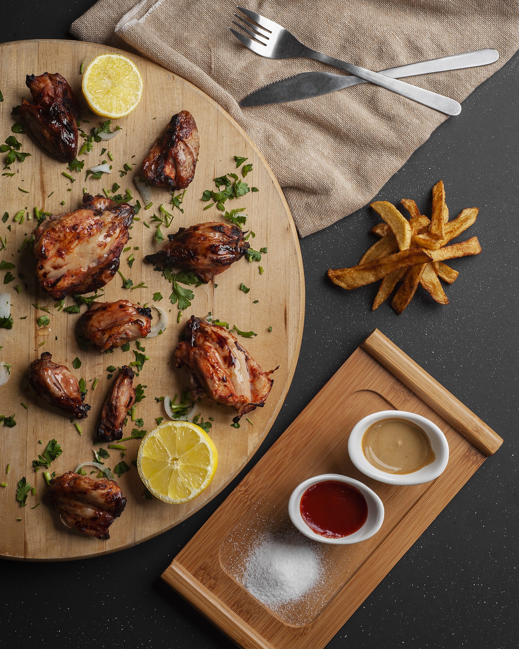 فضای داخلی رستوران کدخدا